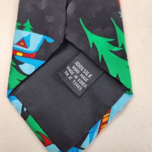 100% Silk Hand Made Santa in Sleigh Tie Christmas Xmas Holiday - Picture 4 of 7